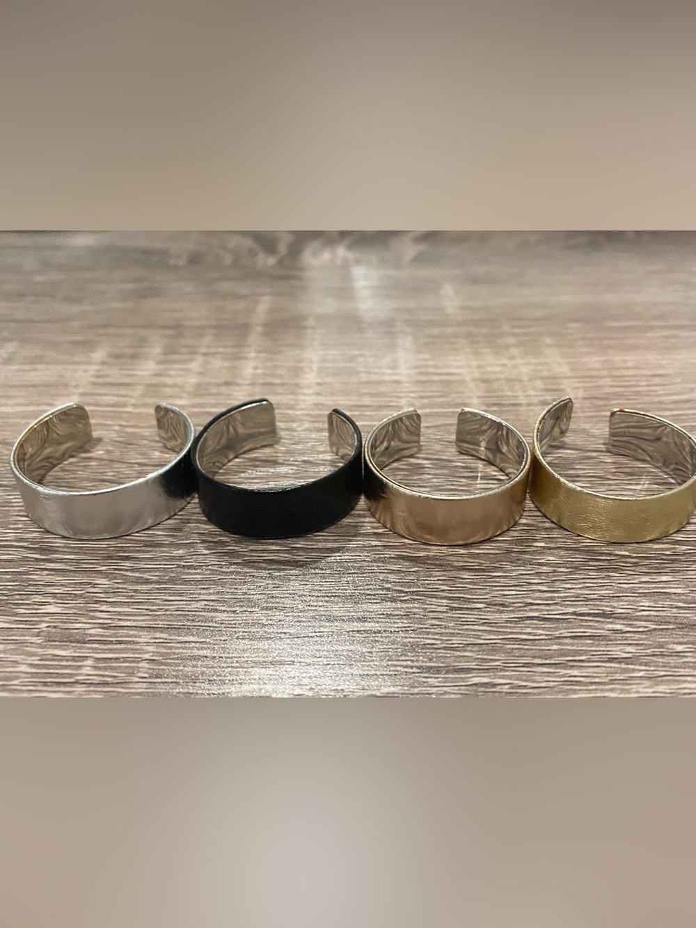 4-Set of cuffs for ponytails in Black, Gold, Silver, and Rose Gold